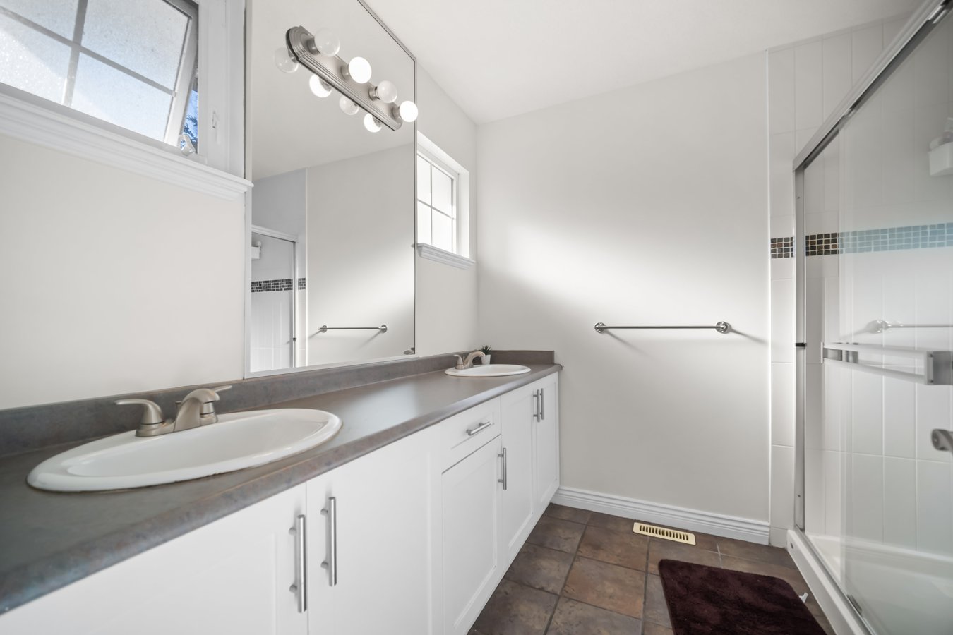 20449 66 Avenue - Photo 9