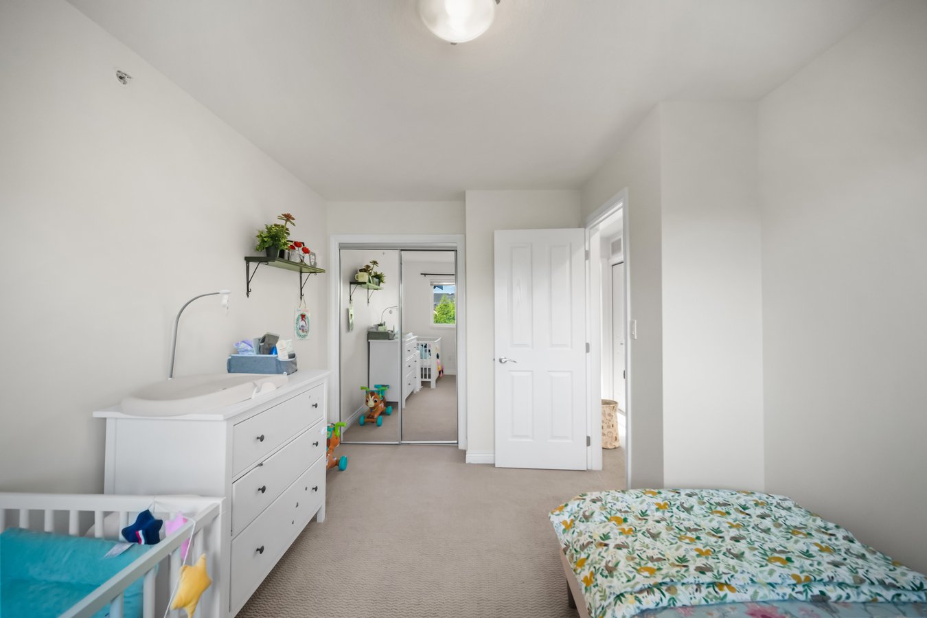 20449 66 Avenue - Photo 4