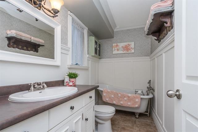 9315 215 Street - Photo 13