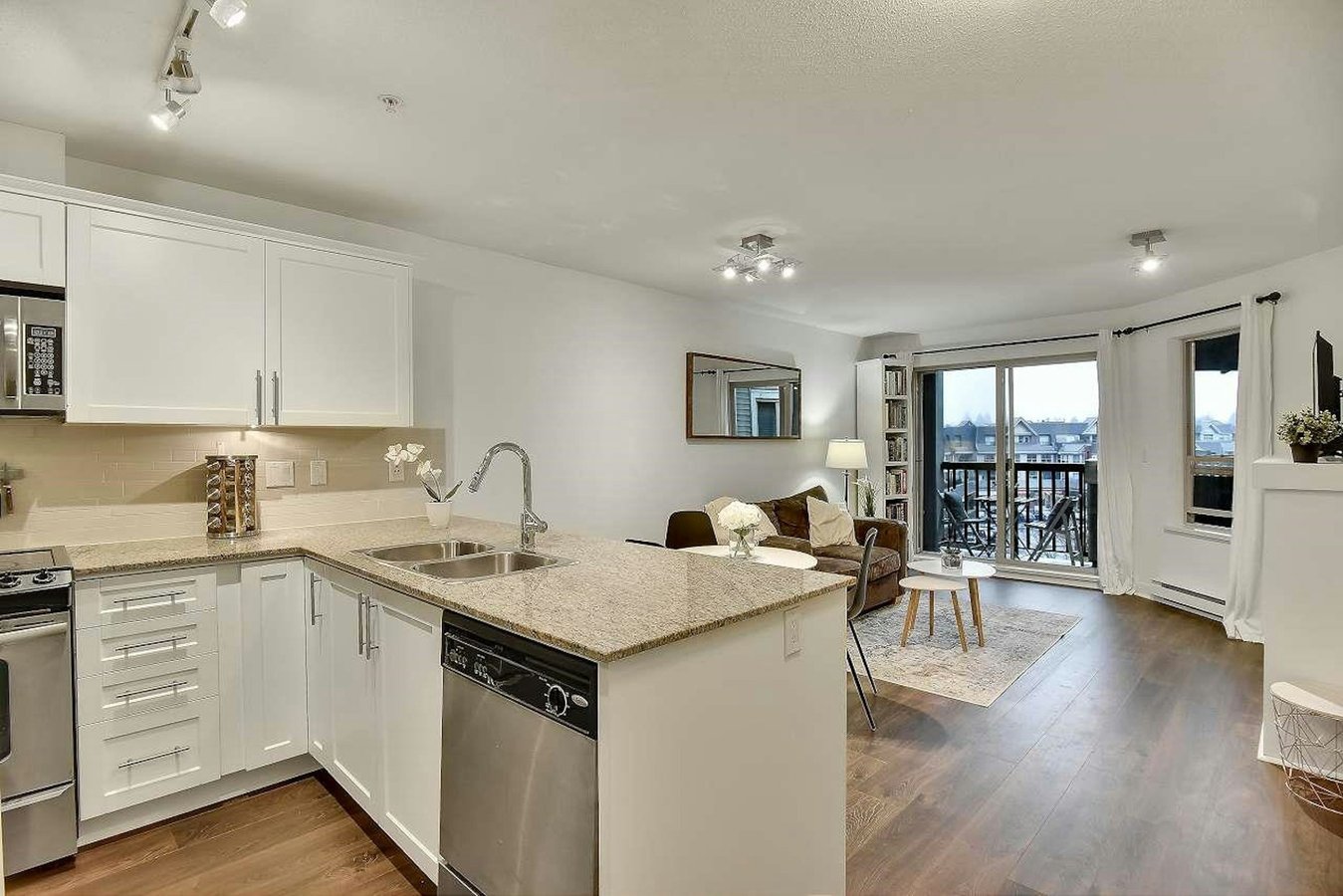 8915 202 Street - Photo 10