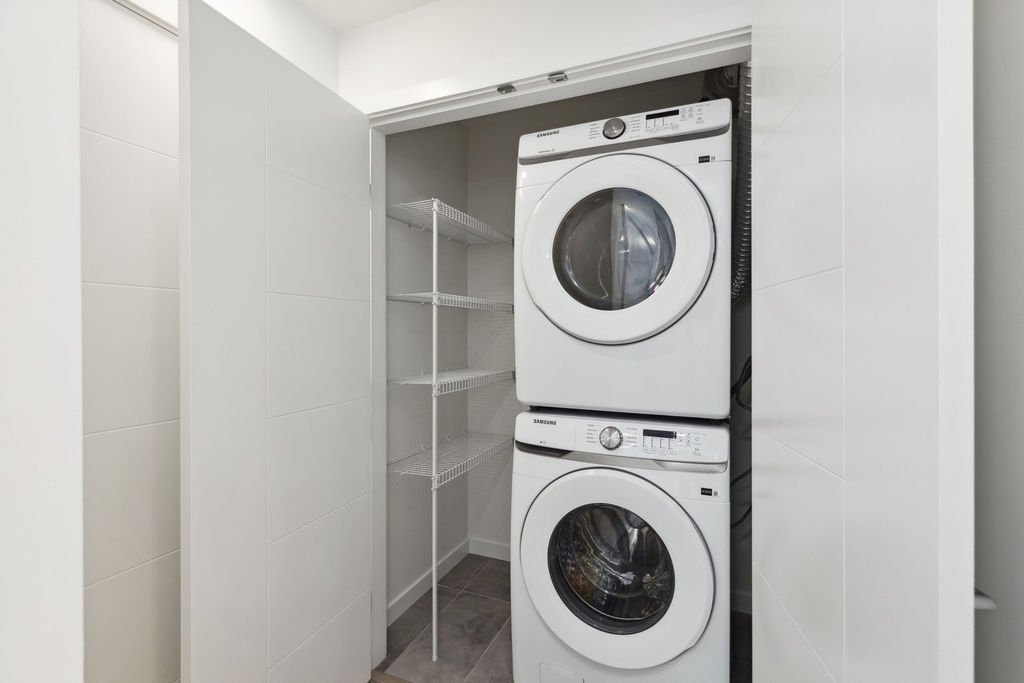 7936 206 Street - Photo 12