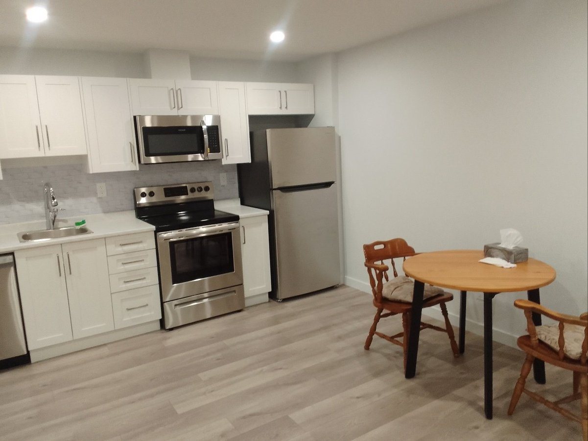 20475 76A Avenue - Photo 1