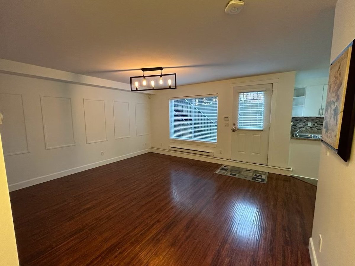 8338 211 Street - Photo 2