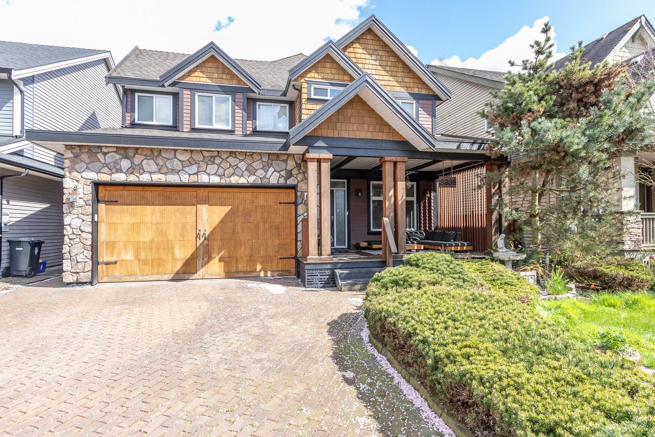 8338 211 Street - Photo 1