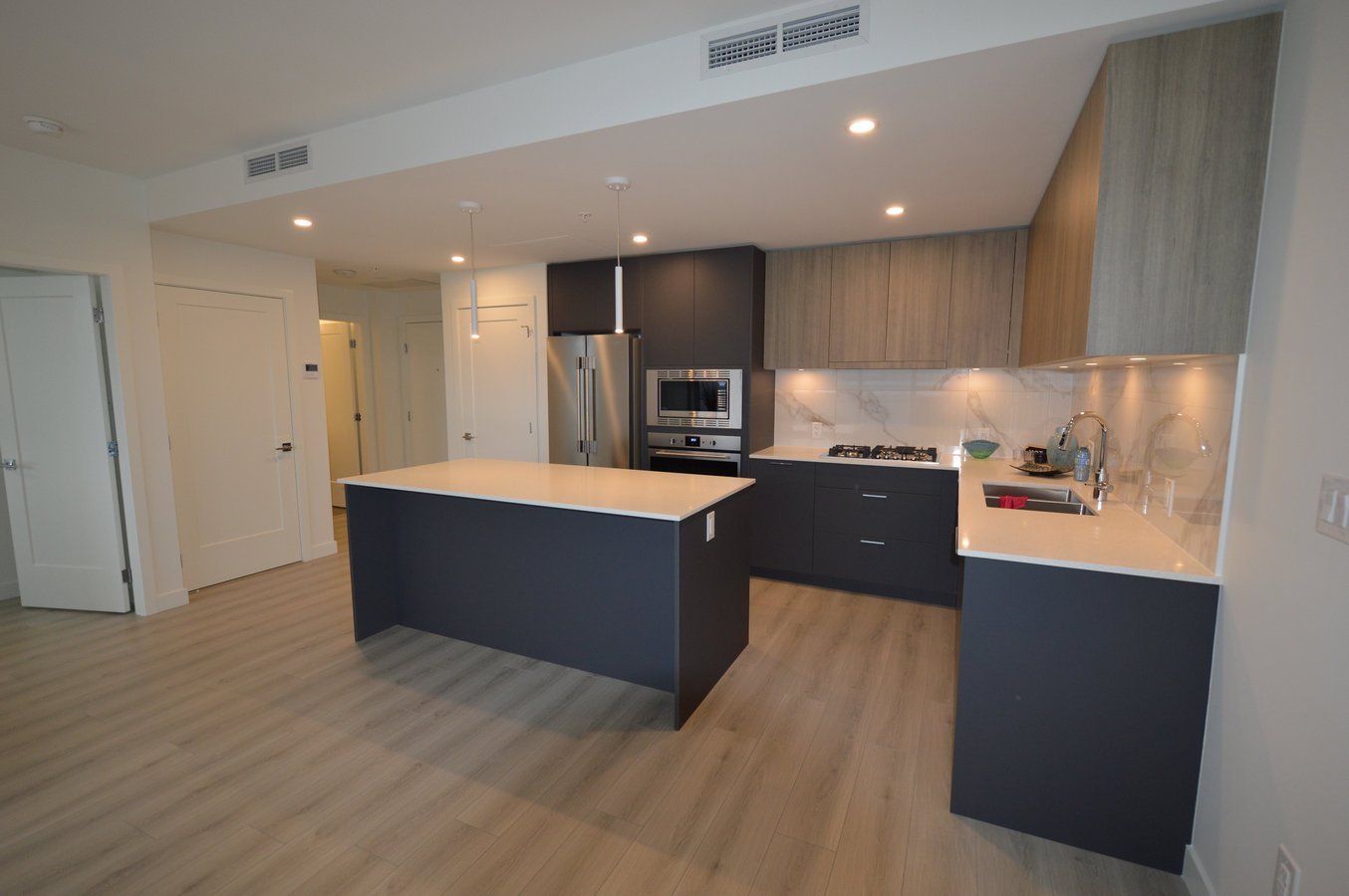 8551 201 Street - Photo 8