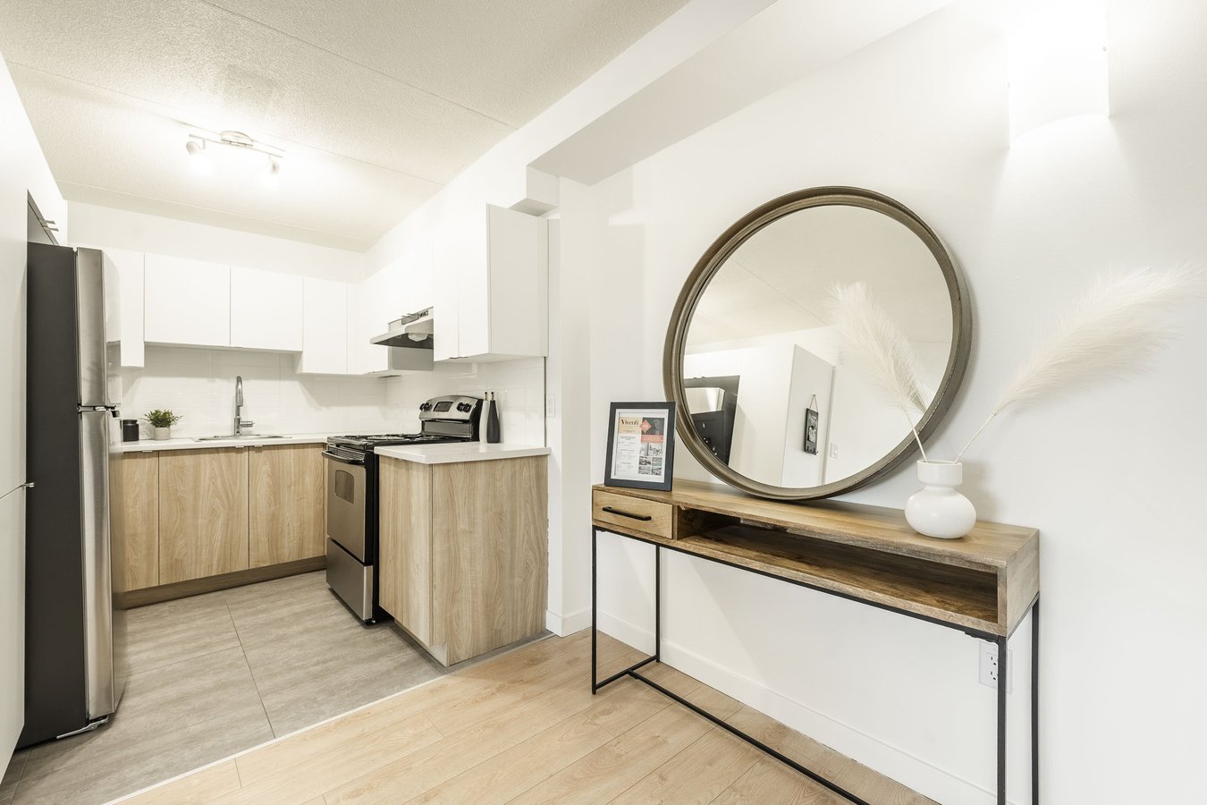 1100 Boulevard Vanier - Photo 4