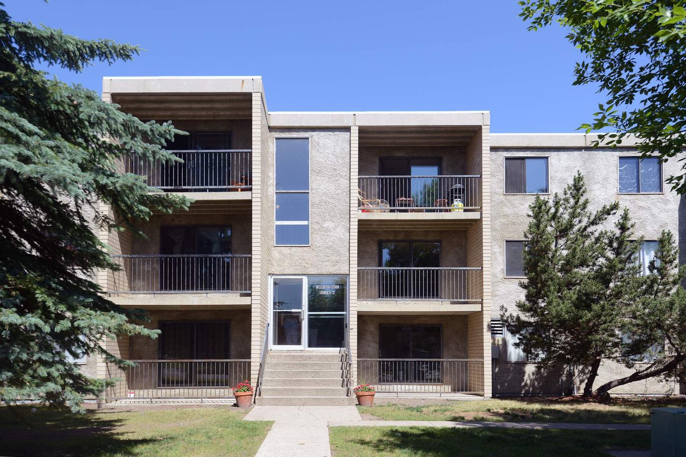 Rentals.ca ) Lethbridge Apartments, Condos and Houses For Rent