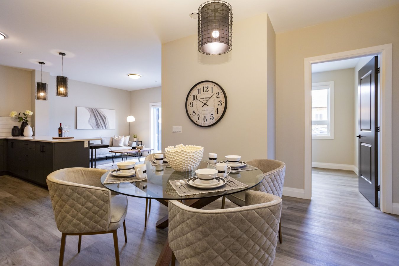 555 Teeple Terrace - Photo 7