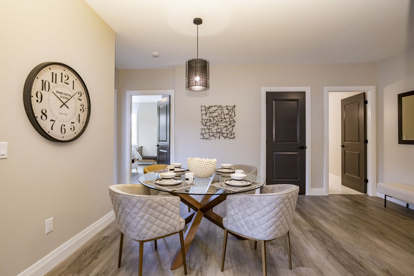 555 Teeple Terrace - Photo 8