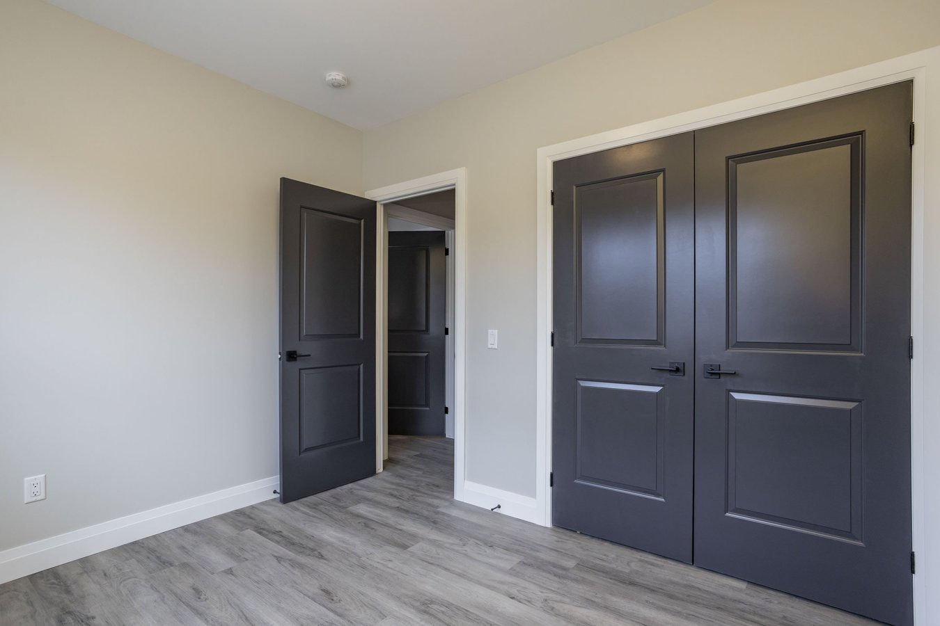 555 Teeple Terrace - Photo 27