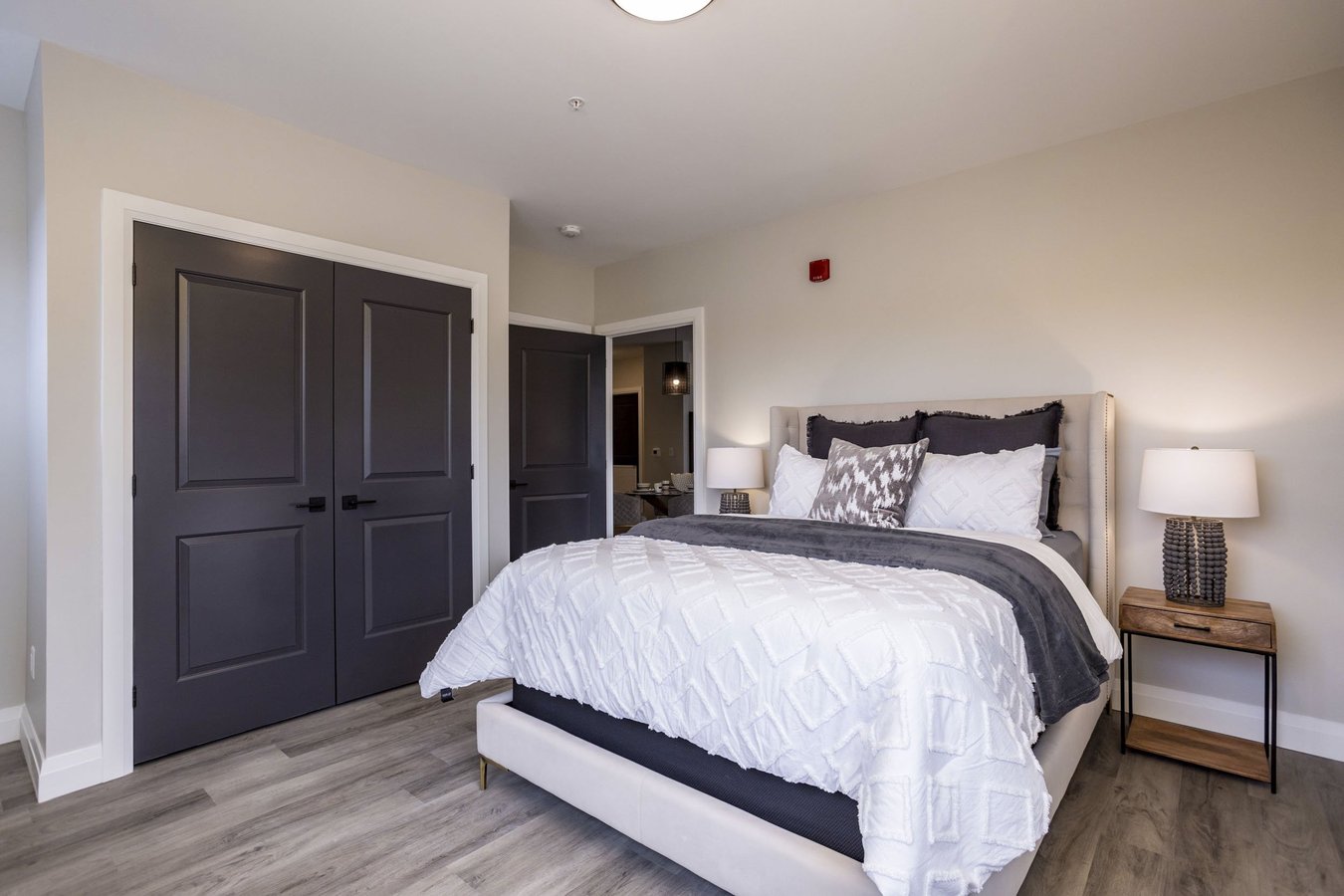 555 Teeple Terrace - Photo 30