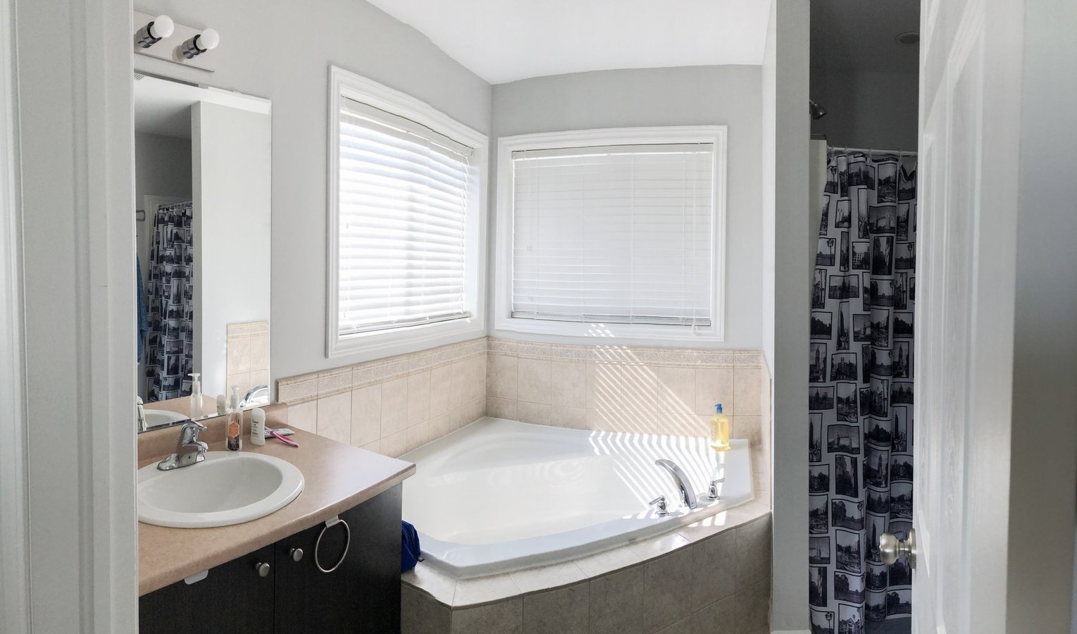1154 Medway Park Drive - Photo 9