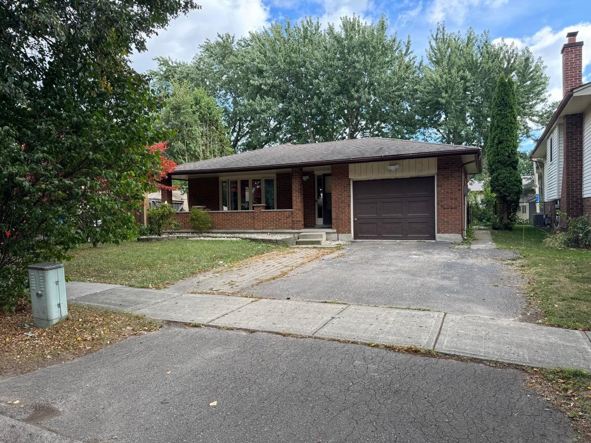 19 Concord Crescent - Photo 1