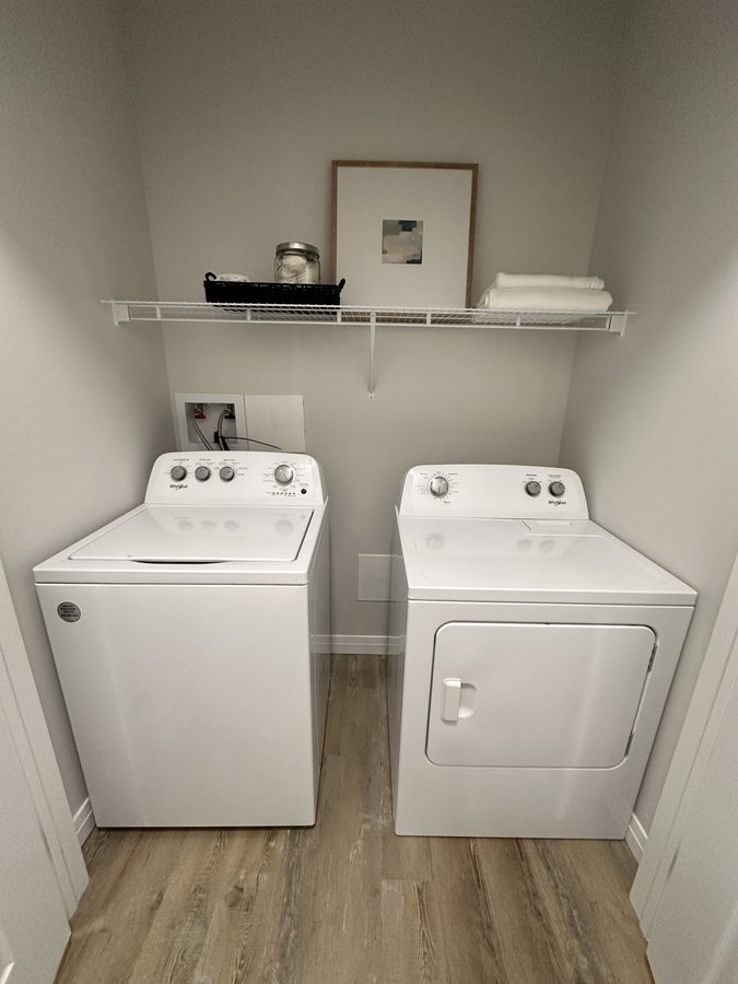 785 Southdale Road West - Photo 7