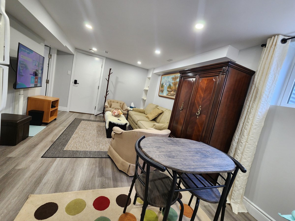 670 Millbank Drive - Photo 3