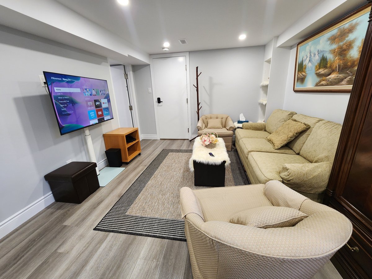670 Millbank Drive - Photo 4