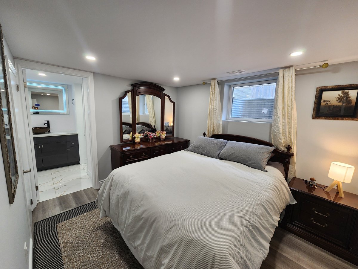 670 Millbank Drive - Photo 6