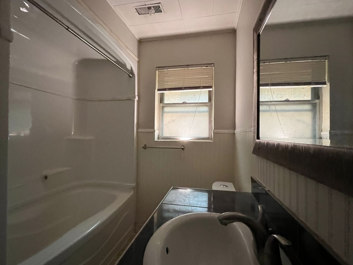 446 Riverside Drive - Photo 6
