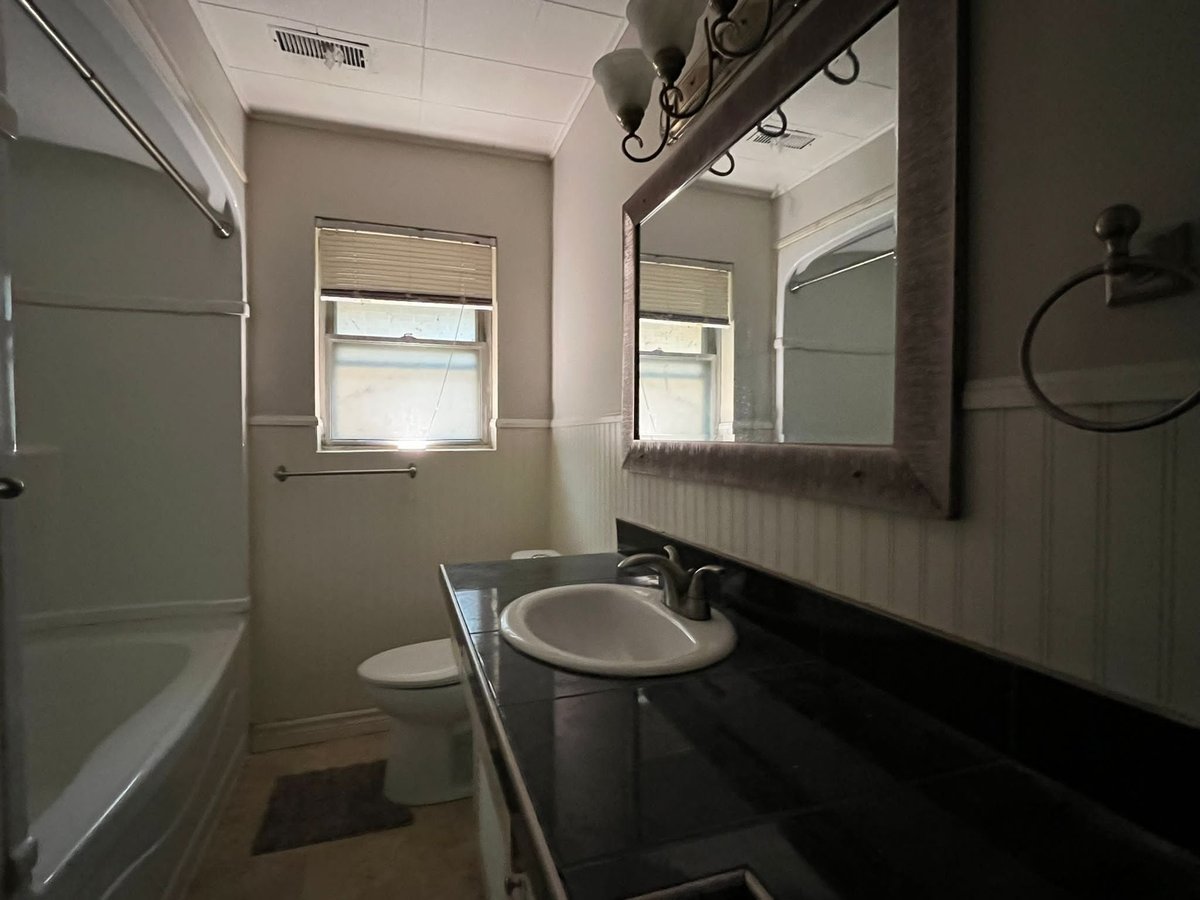 446 Riverside Drive - Photo 7