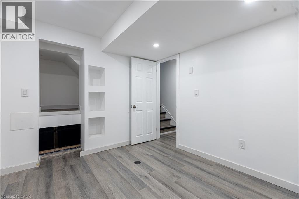 598 MAPLEDALE Avenue Unit# Lower - Photo 4