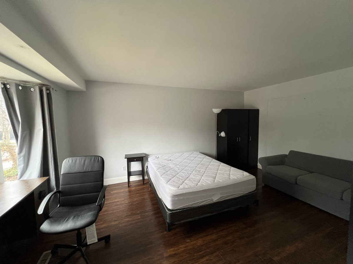 32 Chesham Avenue - Photo 2