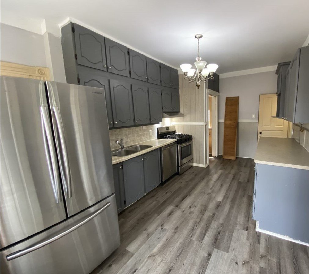1029 York Street - Photo 3