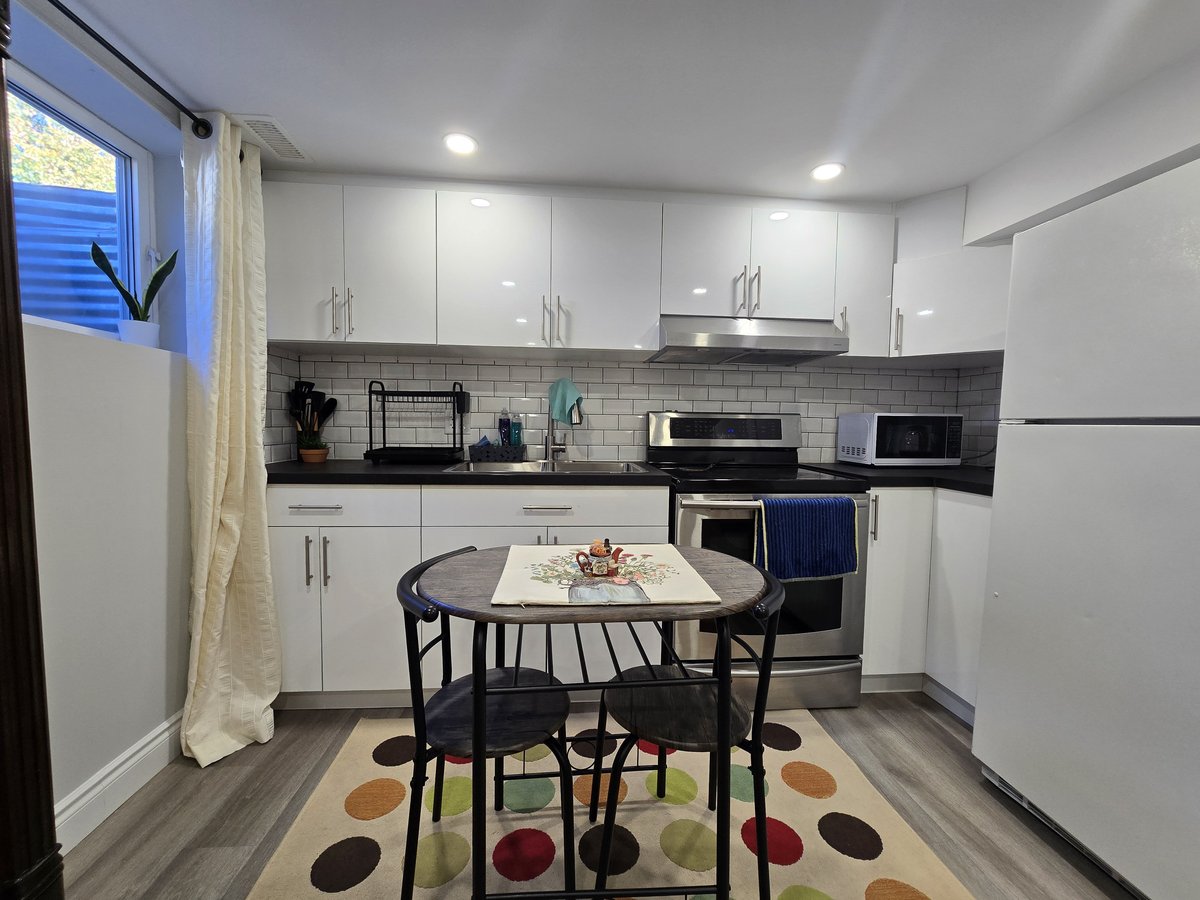 670 Millbank Drive - Photo 3
