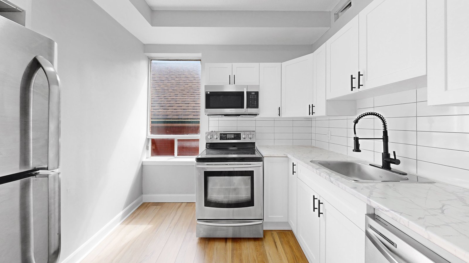 520 Egerton Street - Photo 7