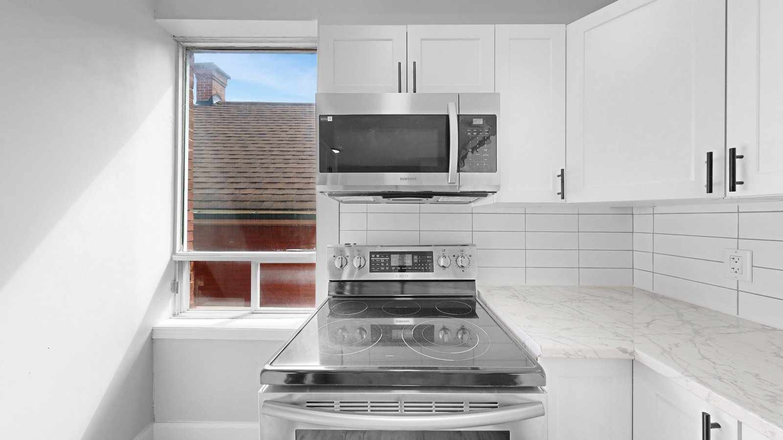 520 Egerton Street - Photo 8