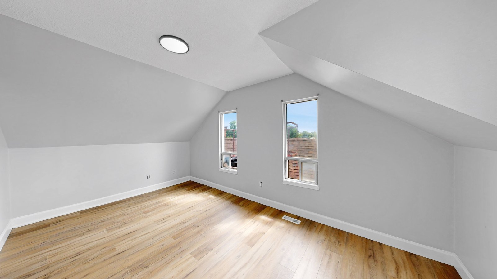 520 Egerton Street - Photo 24
