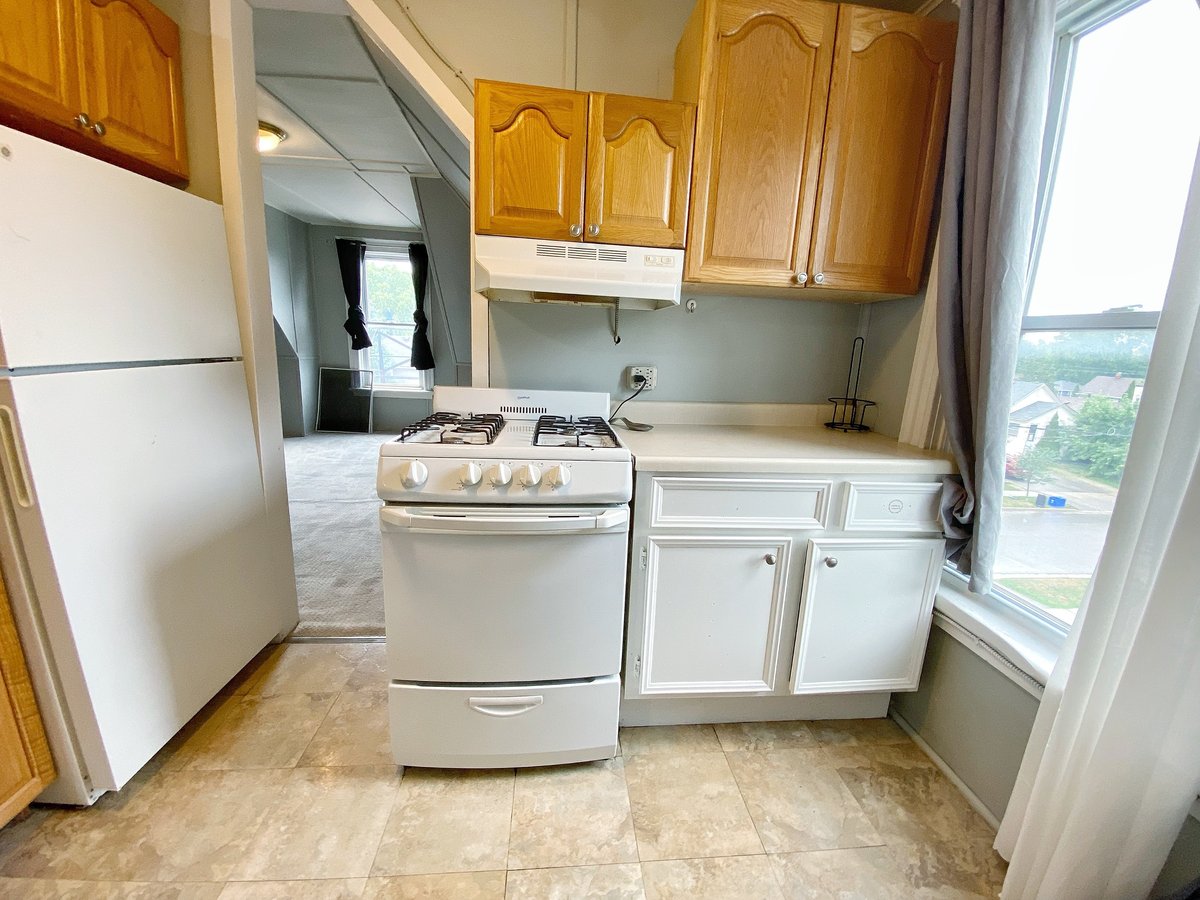 32 Mackay Avenue - Photo 8