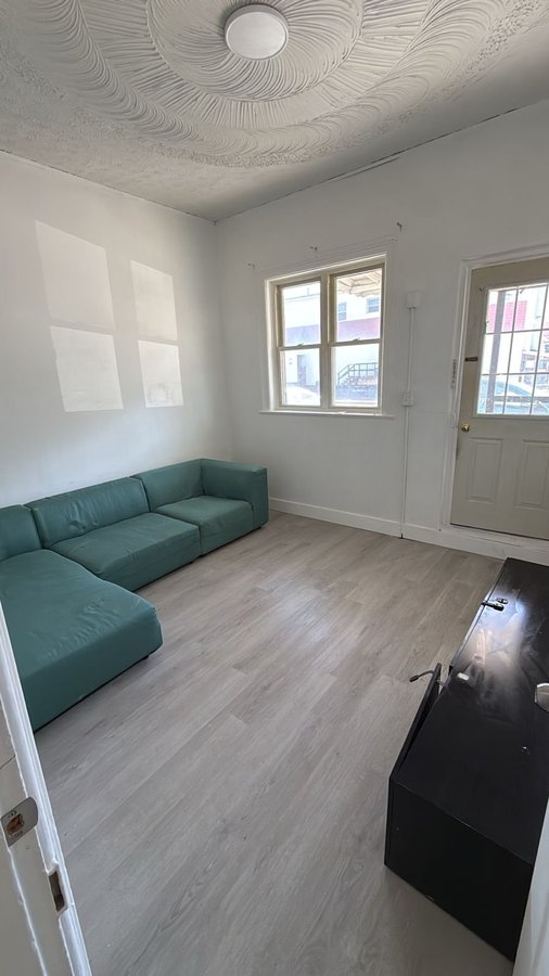 161 Dreaney Avenue - Photo 2