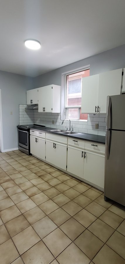 520 Egerton Street - Photo 13