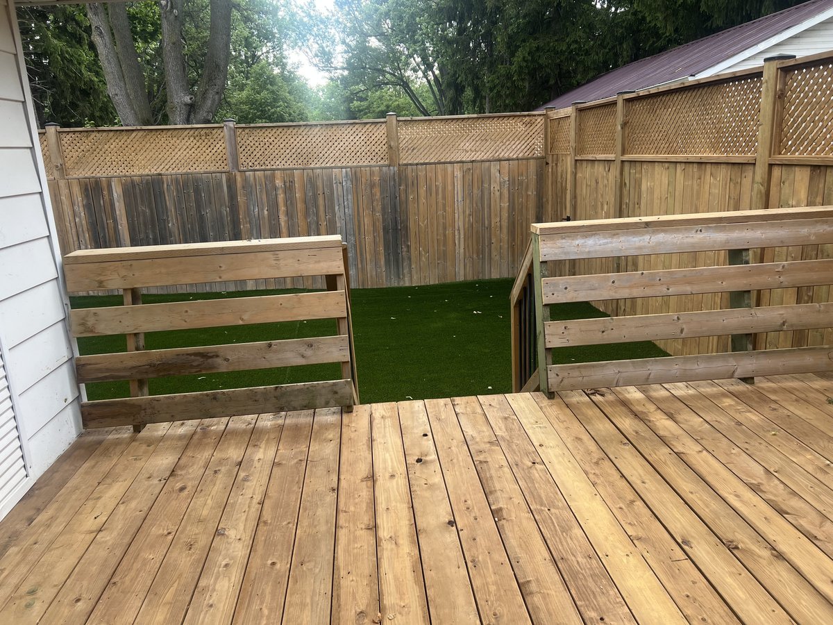 225 Trowbridge Avenue - Photo 3