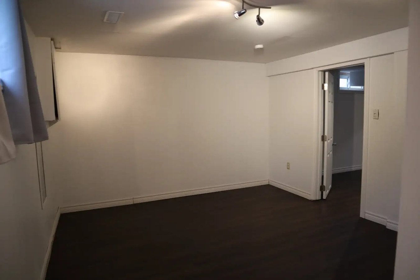 687 Sevilla Park Place - Photo 5