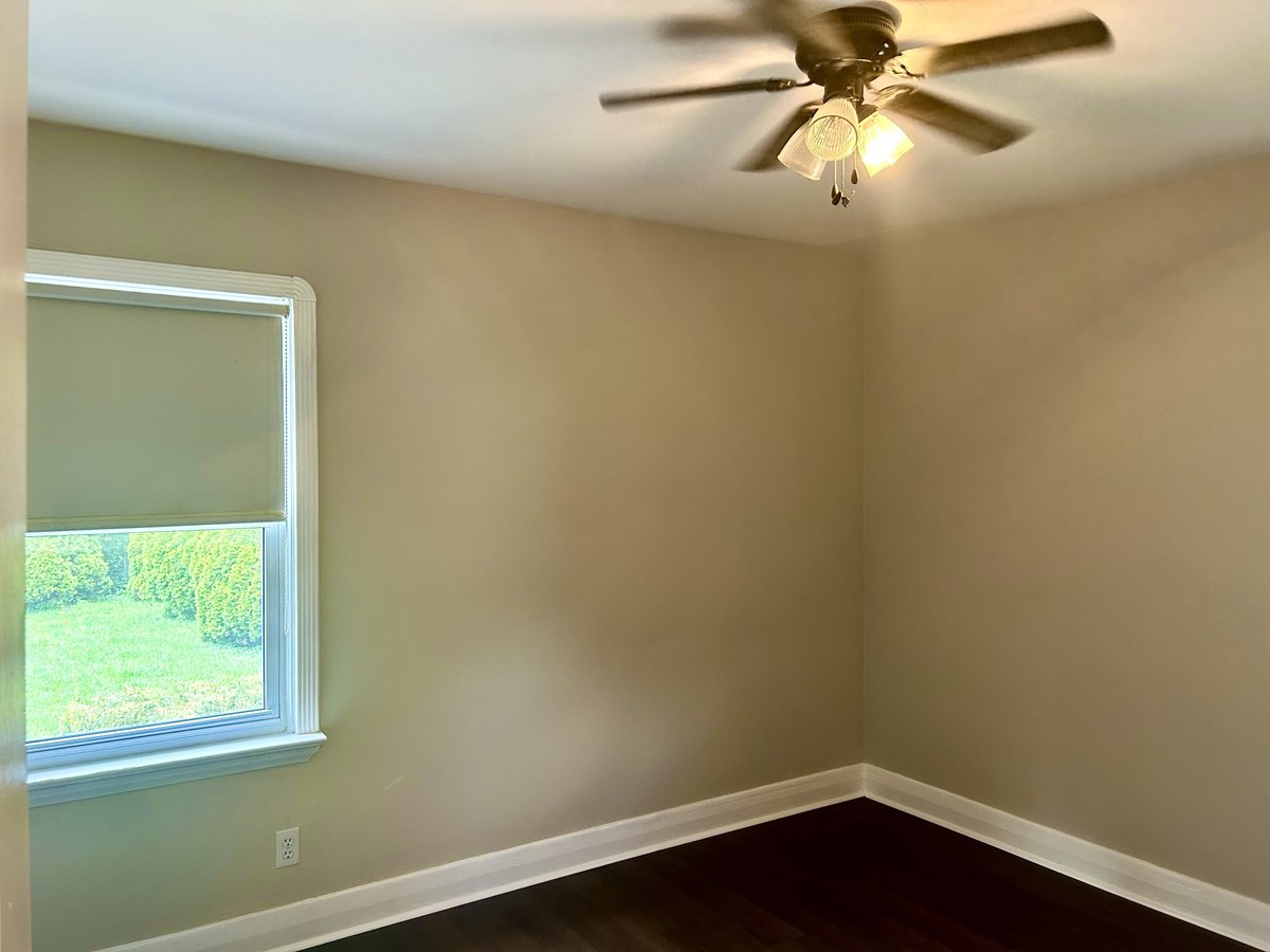 763 Fleet Street - Photo 9