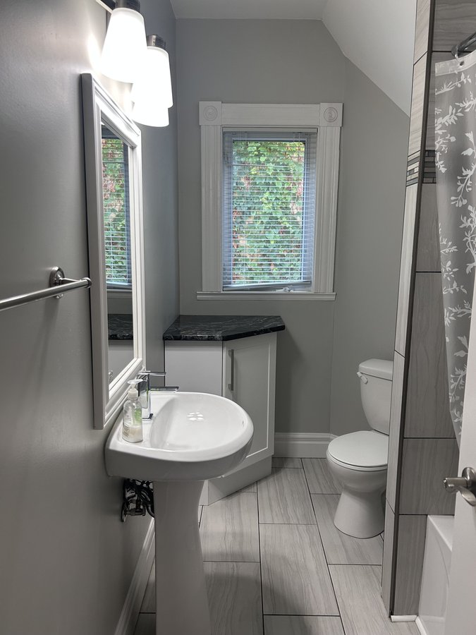 467 Maitland Street - Photo 2