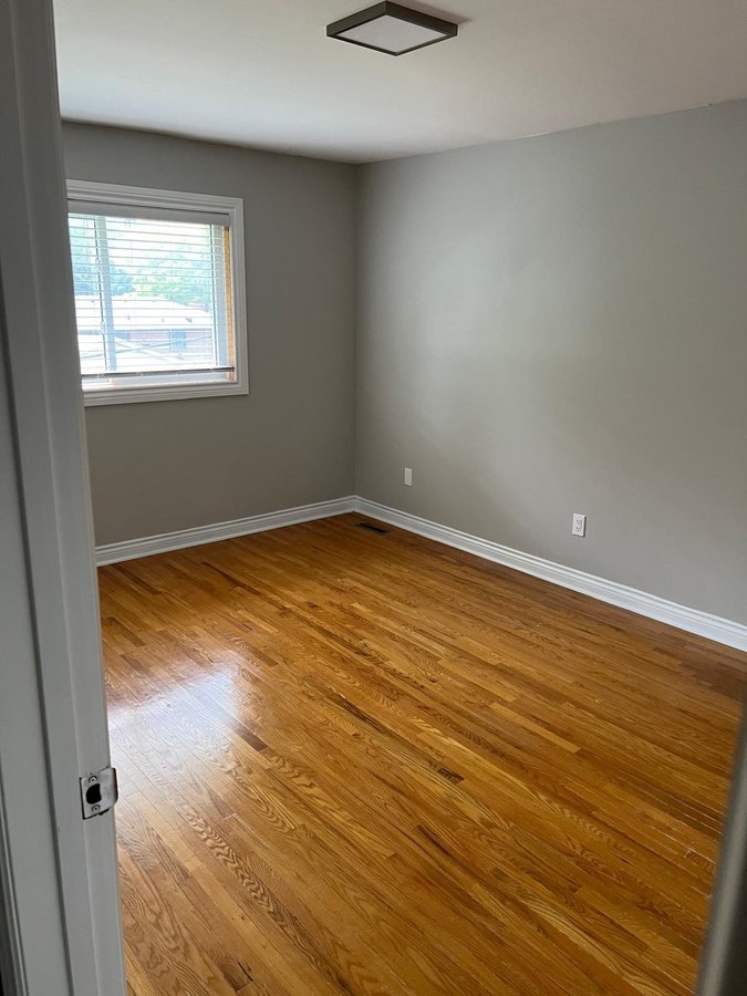 284 Regal Drive - Photo 4