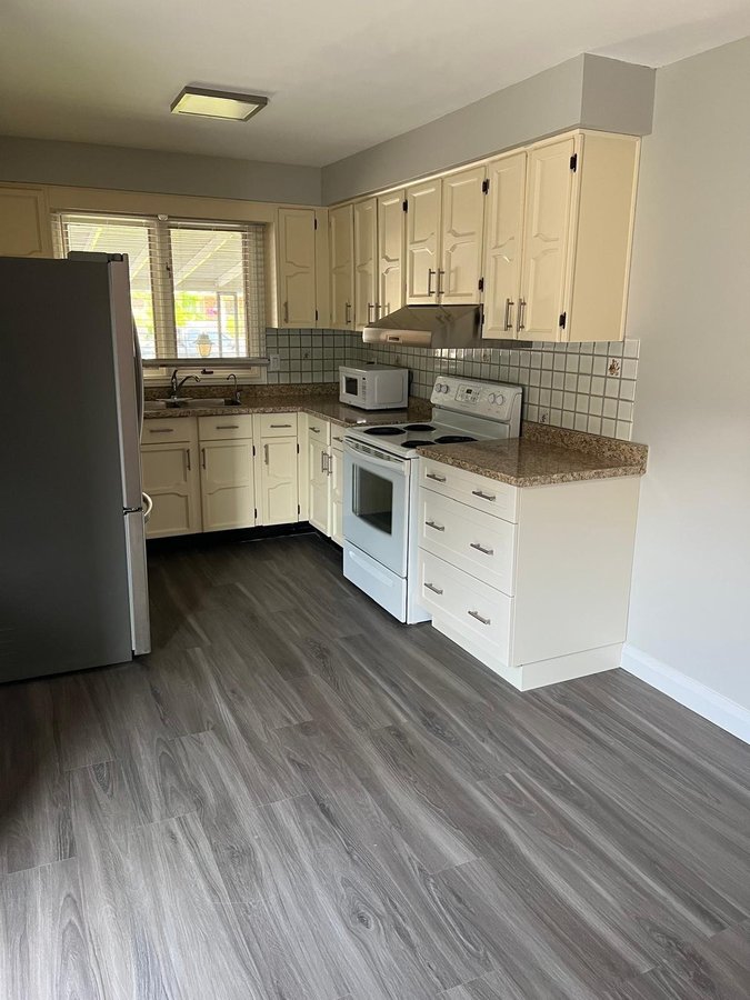 284 Regal Drive - Photo 11