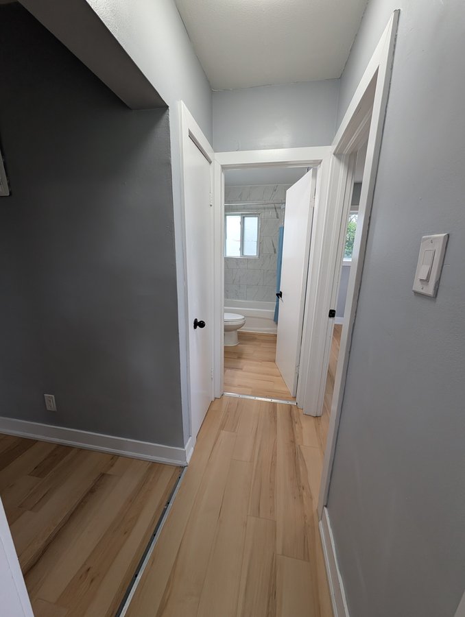 172 King Edward Avenue - Photo 8