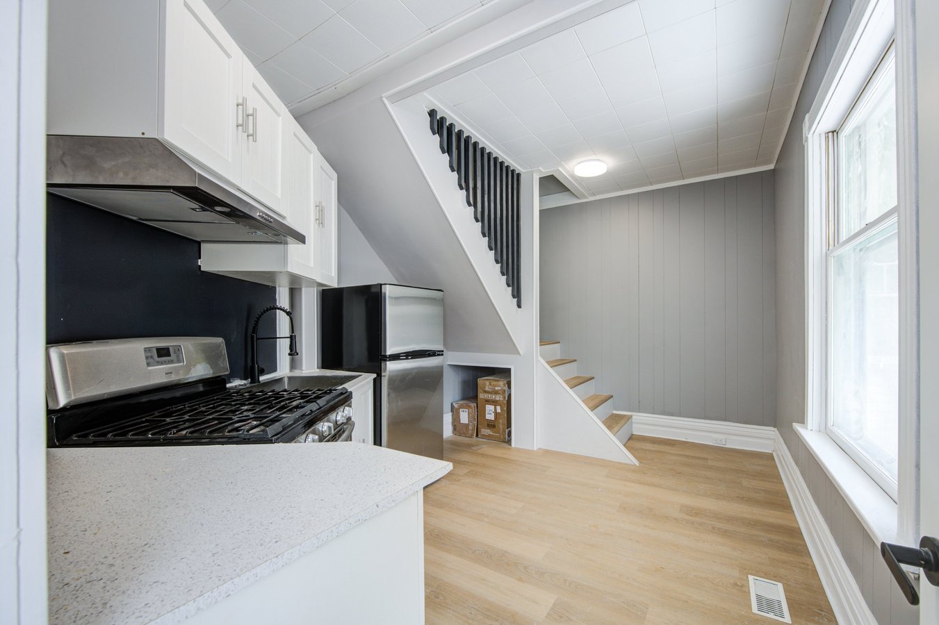 9 Rectory Street - Photo 2