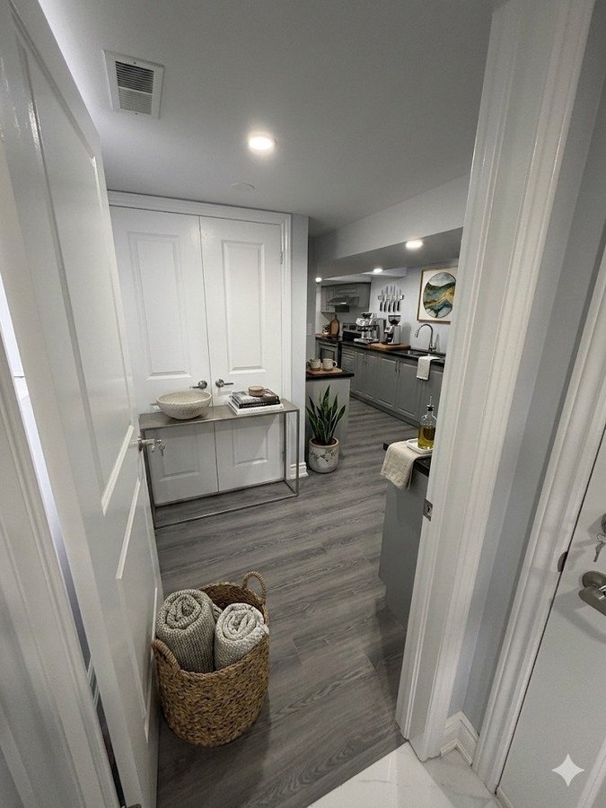30 Woodward Avenue - Photo 5