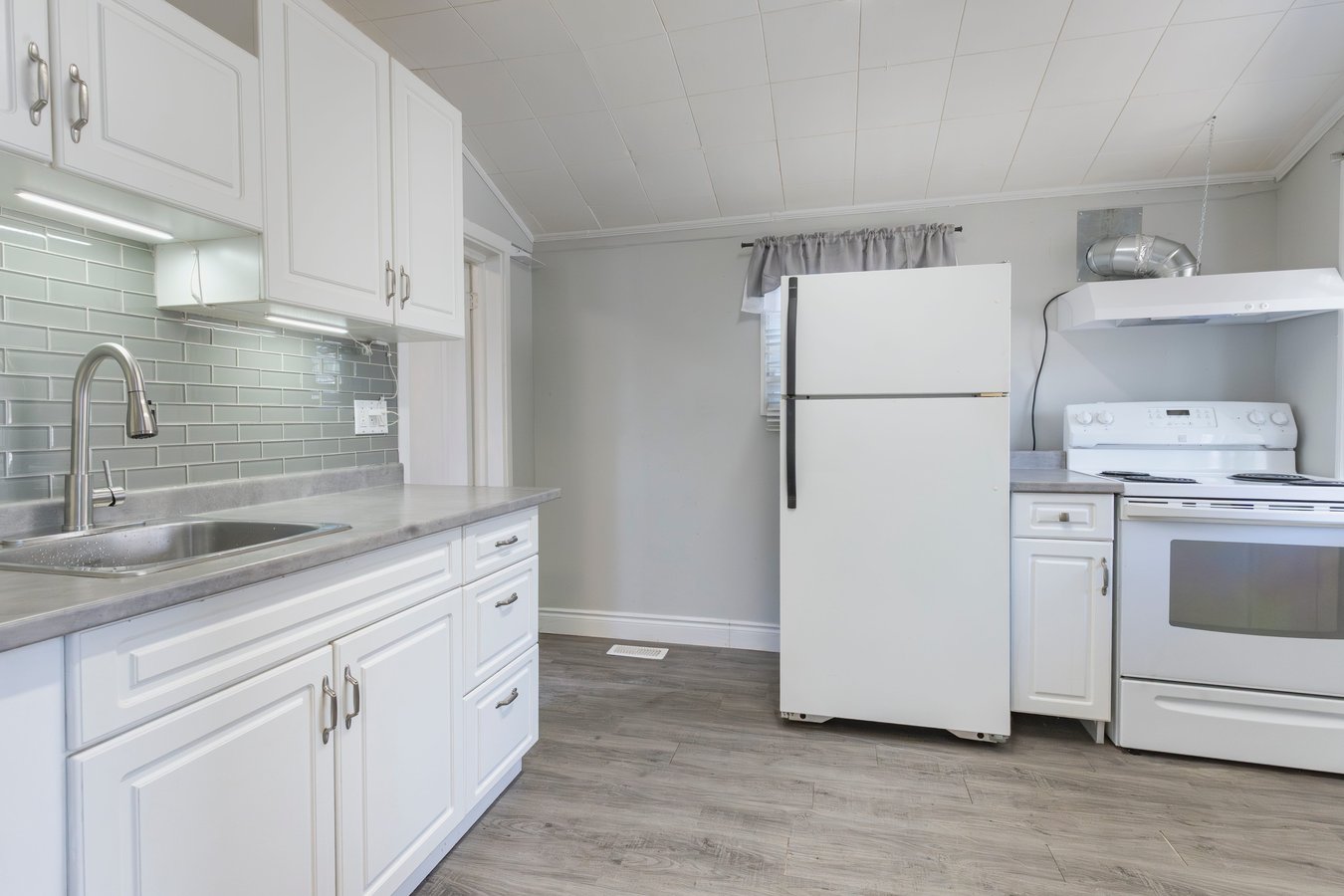 786 Nelson Street - Photo 5