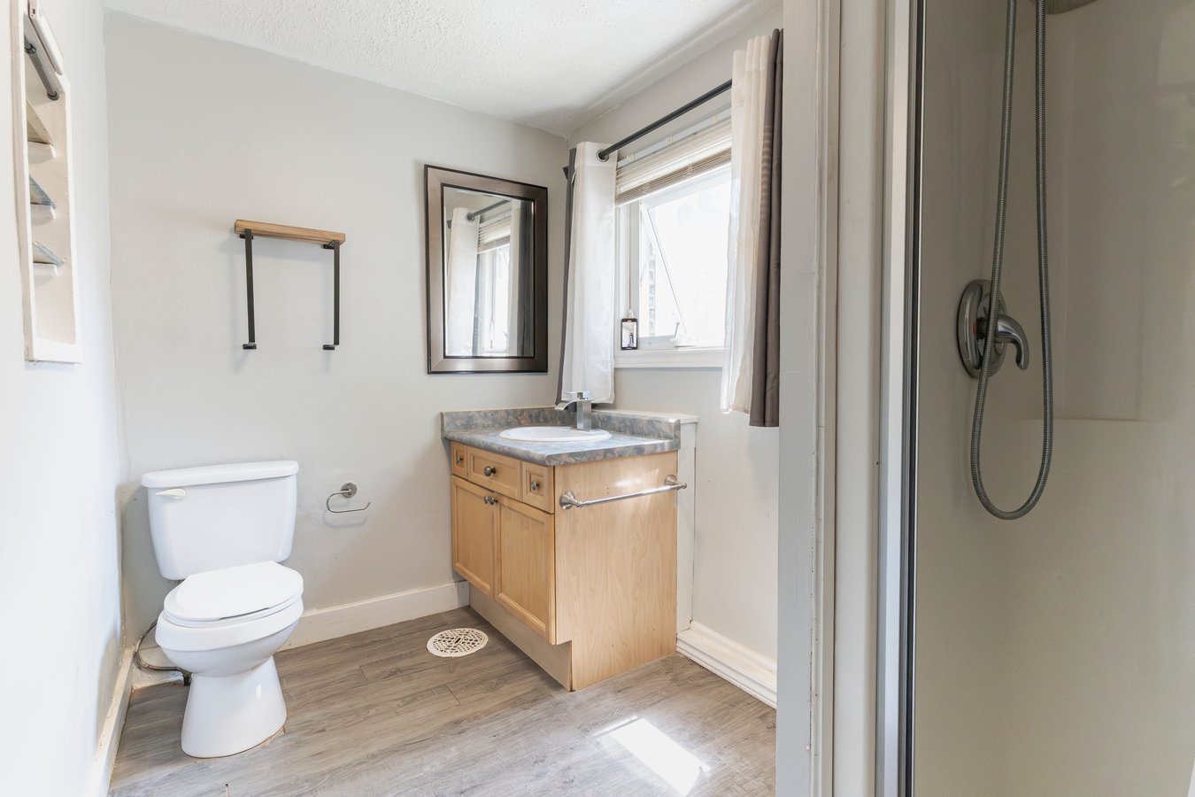 786 Nelson Street - Photo 12