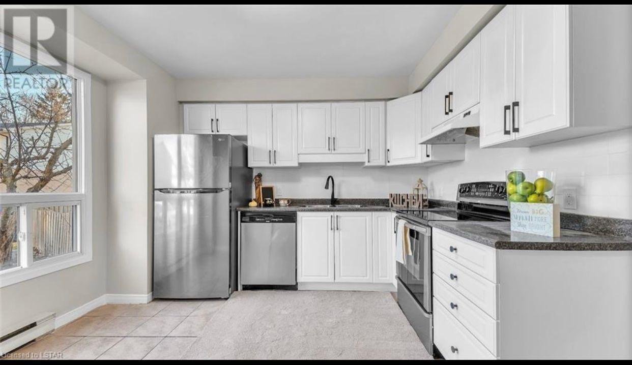135 Belmont Drive - Photo 2