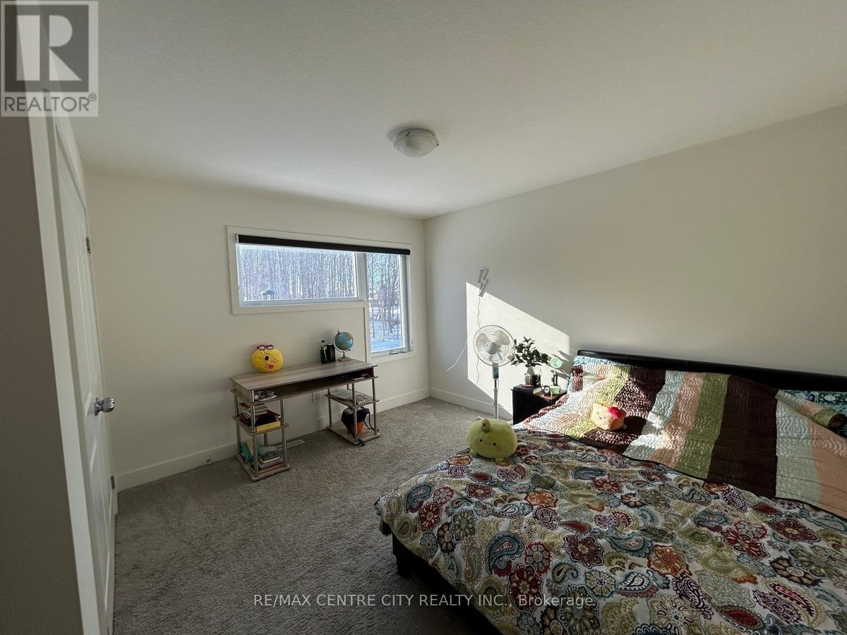1520 Twilite Boulevard - Photo 1