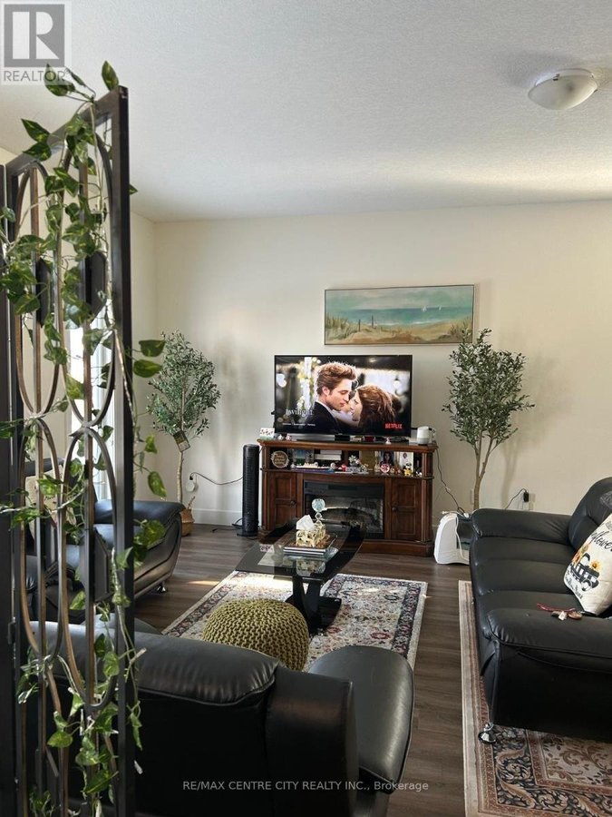 1520 Twilite Boulevard - Photo 3