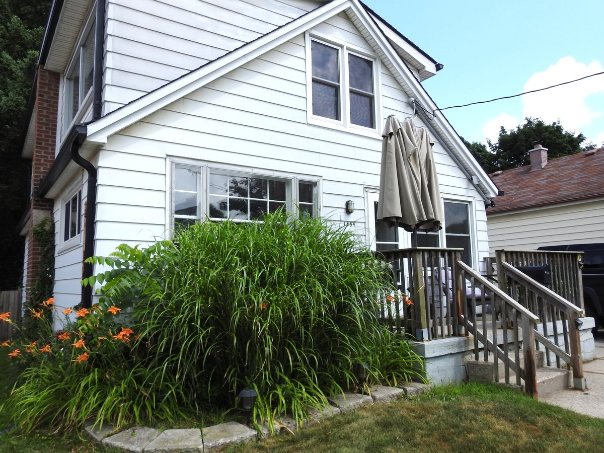 1854 Avalon Street - Photo 1