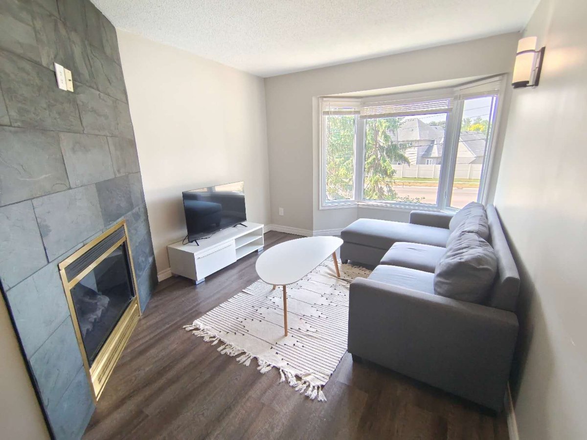 1548 Richmond Street - Photo 5