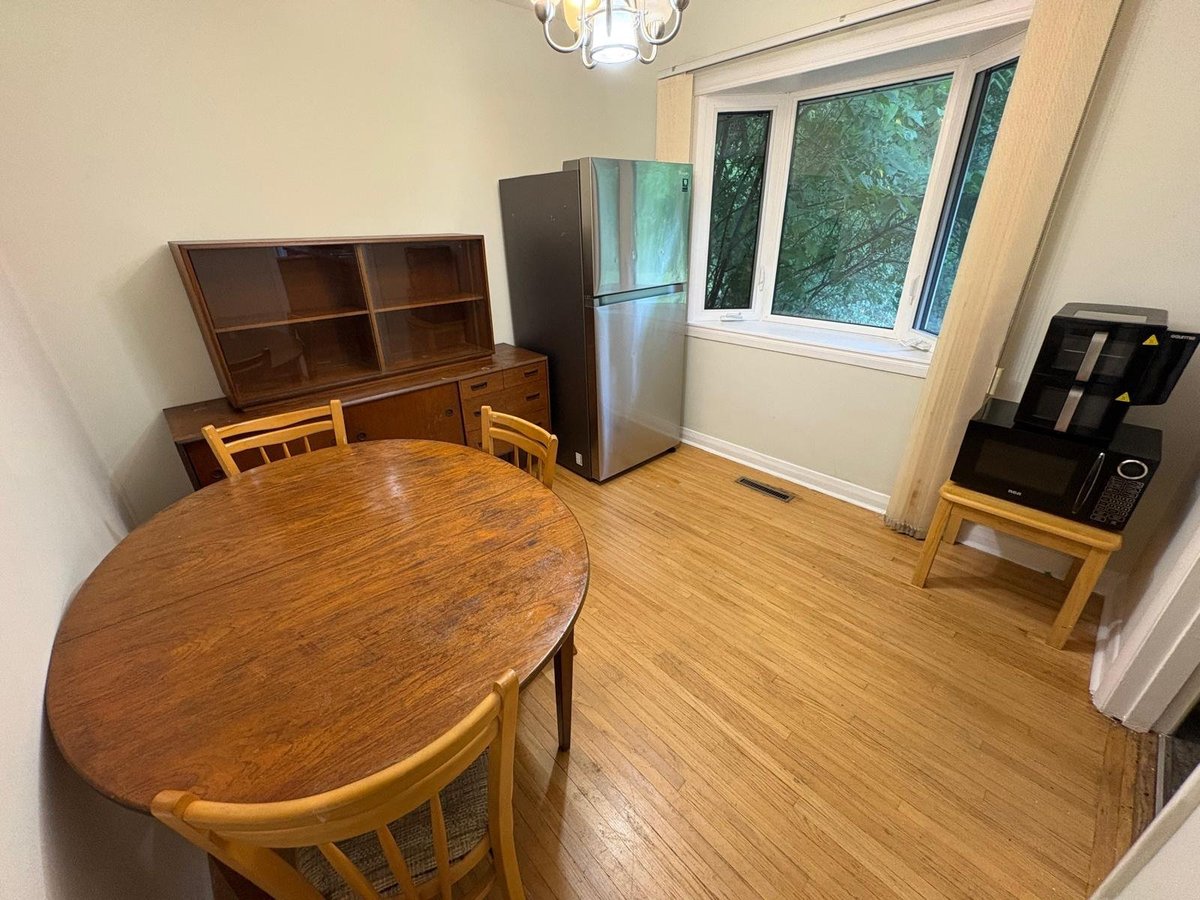 407 Fox Avenue - Photo 5